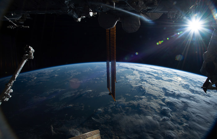 МКС временно потеряла ориентацию при тестировании двигателей