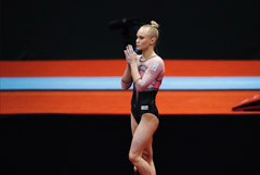 Гимнастка Мельникова принесла России первое с 2010 года золото ЧМ в личном многоборье