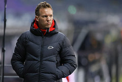 Прошедший вакцинацию главный тренер "Баварии" Нагельсманн заразился коронавирусом