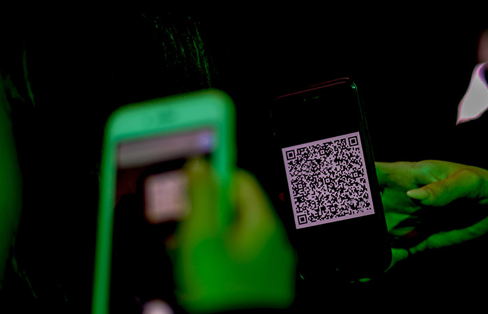 Эксперт Минздрава выступил против выдачи QR-кодов неофициально переболевшим COVID