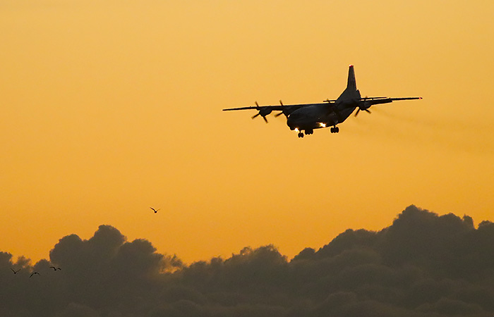 Грузовой Ан-12 пропал с радаров под Иркутском