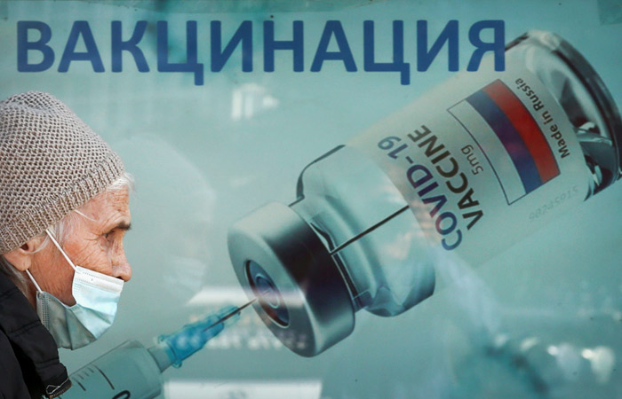 В Петербурге ввели обязательную вакцинацию для пенсионеров
