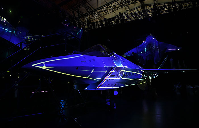 Истребитель Checkmate привезли в Дубай для участия в первом зарубежном авиасалоне