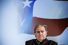 Экс-советник Трампа Бэннон сдался американскому правосудию