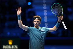 Рублев проиграл Джоковичу на Итоговом турнире ATP