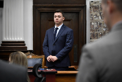 Суд присяжных оправдал американца, убившего двух человек во время беспорядков 2020 года