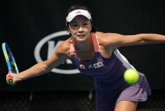 Пропавшая теннисистка Пэн Шуай появилась на публике