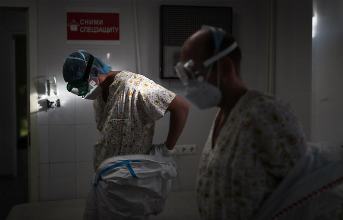 В России за сутки выявили 34 690 новых случаев COVID-19