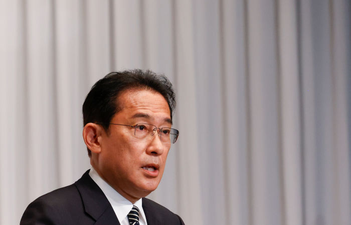 Премьер Японии заявил, что намерен укреплять оборону в условиях угроз от КНР и КНДР