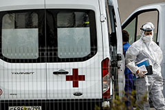 В РФ выявлено более 33,8 тыс. новых случаев COVID-19 за сутки