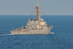 Эсминец ВМС США "Эрли Бёрк" вышел в море после визита в порт Варна
