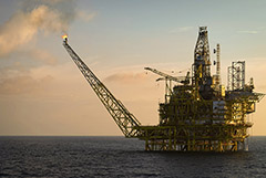 Нефть подорожала более чем на 4%