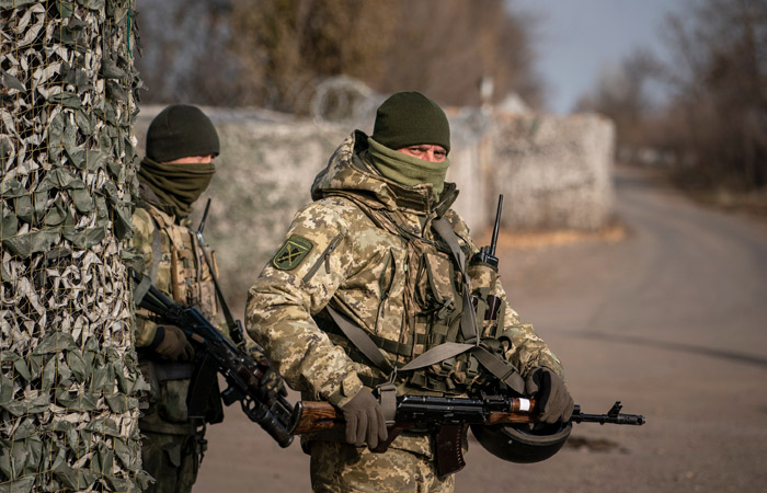 Путин заявил об угрозах для жителей ЛНР и ДНР из-за передвижения украинских войск