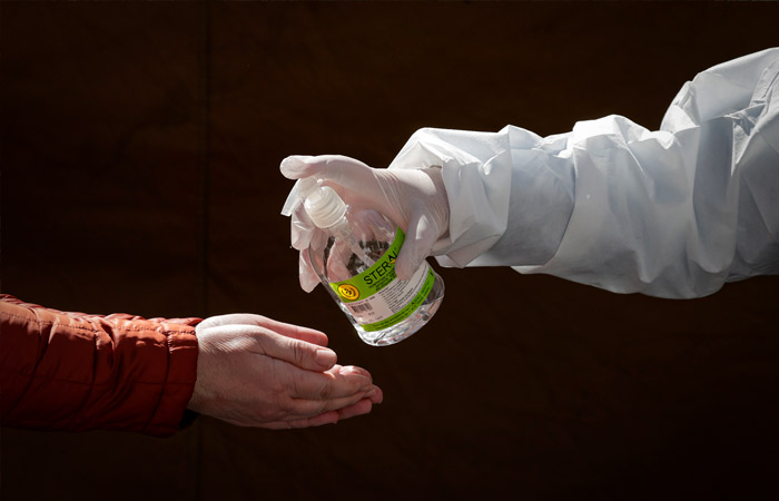 В России за сутки коронавирус подтвердился у 32 837 человек