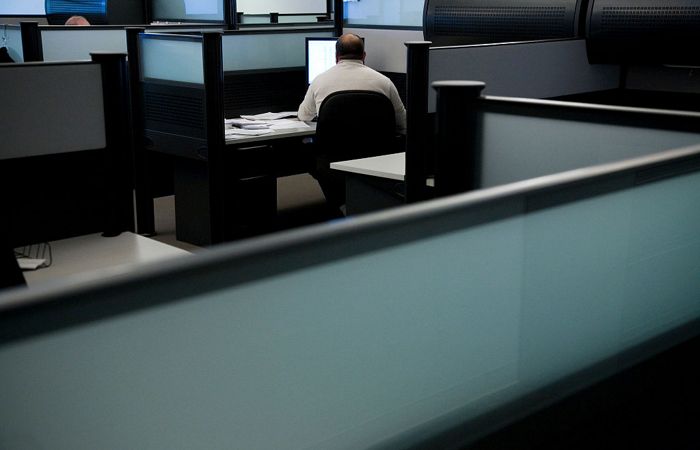 Опрос показал, что большинство работающих россиян трудятся не по специальности