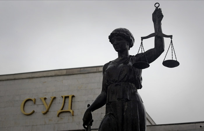 В Петербурге в суд поступило ходатайство об аресте владельца "Рив гош" Мейера