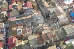 Число погибших при взрыве газа в сицилийском городе достигло трех