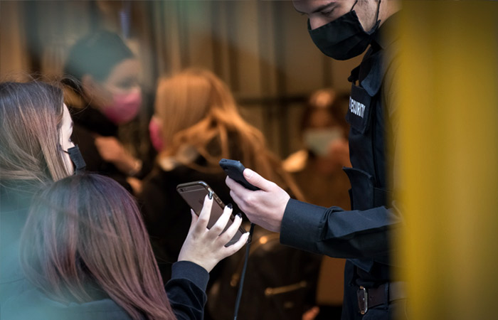 Голикова назвала сроки действия сертификатов для граждан с антителами