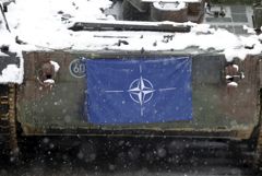 В МИД РФ пообещали "тяжелые последствия" в случае расширения НАТО на восток