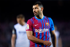 Серхио Агуэро завершил карьеру футболиста из-за проблем с сердцем