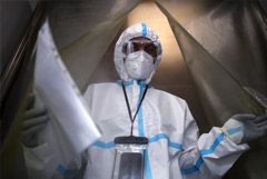 Смертность от COVID в РФ за две недели декабря снизилась почти на 15%