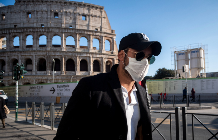 В Италии зафиксировали максимальное с марта суточное число заболевших COVID