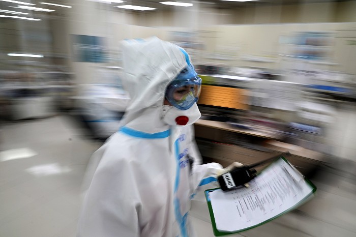 В РФ за сутки зарегистрировано 27,4 тыс. новых случаев COVID-19