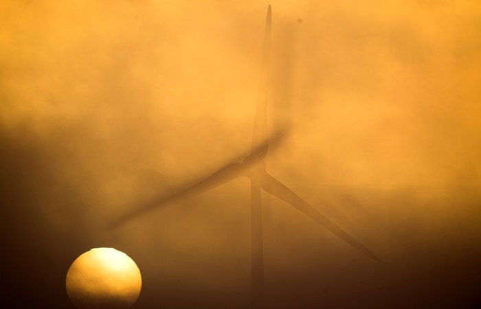 Ветер вернулся в Европу и сбил цену газа до $1300 за тысячу кубов