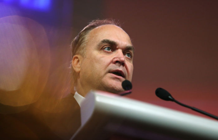 Антонов счел, что за призывами к санкциям стоит попытка США воздействовать на РФ