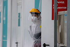 В России зафиксирован резкий скачок суточной заболеваемости COVID-19