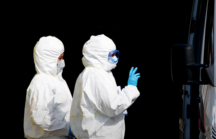 Повторная заболеваемость COVID-19 в РФ выросла в 5-10 раз из-за "омикрона"