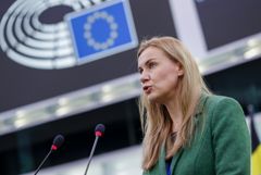 Еврокомиссар по энергетике упомянула геополитику среди причин высоких цен на газ