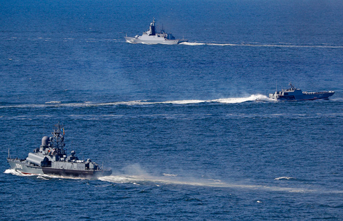 Российский флот начал крупные учения в Балтийском море