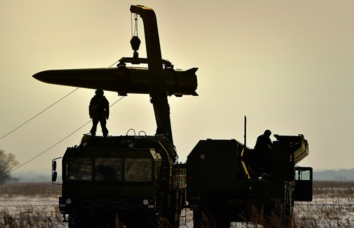 Западный и Южный военные округа РФ начали проверку боеготовности. Обобщение