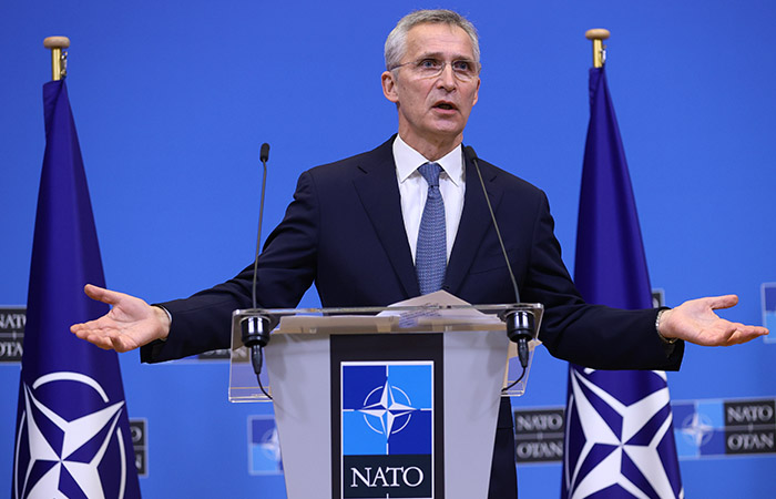 Столтенберг заявил о готовности НАТО к военному сценарию на Украине