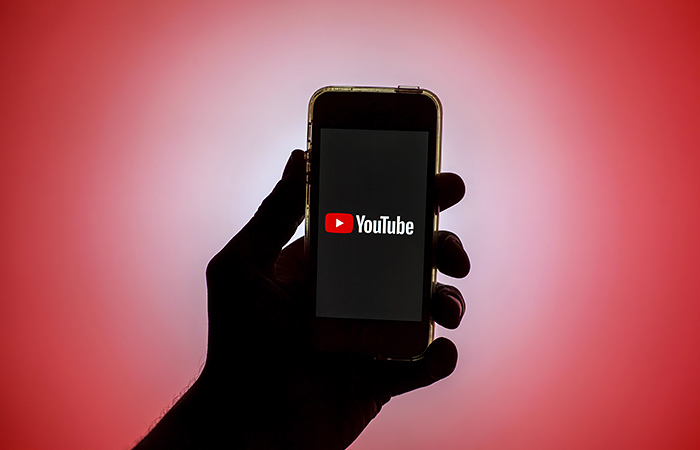 YouTube разблокировал каналы "Русского Радио" и группы "Земляне"