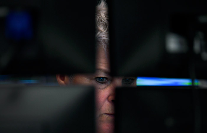 "СПБ биржа" приостановила торги из-за сбоя