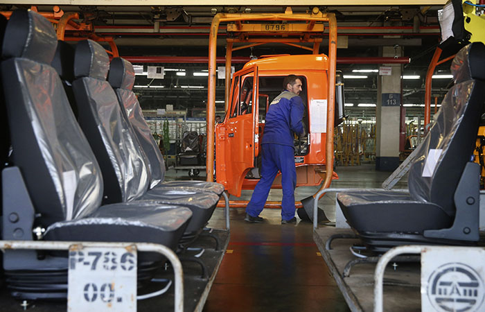 Российские автоконцерны заявили о рисках в случае изменения утильсбора в Казахстане