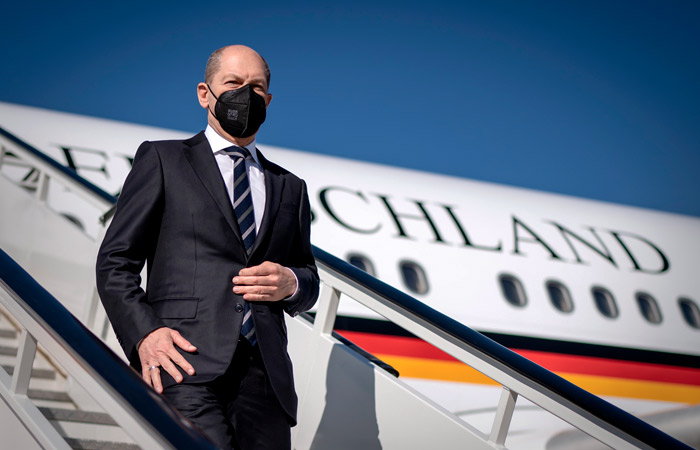 Кремль подтвердил визит канцлера ФРГ в Москву 15 февраля