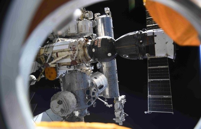 "Роскосмос" понизит орбиту МКС по просьбе НАСА