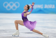 Валиева вывела Россию на первое место командного турнира фигуристов