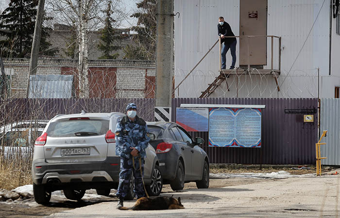 Суд по новому делу против Навального пройдет в колонии