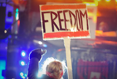 В Париже и Брюсселе запретили протестные "конвои свободы"
