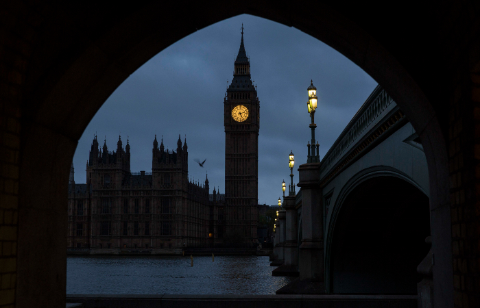 Великобритания утвердила правила, позволяющие вводить более масштабные санкции против РФ