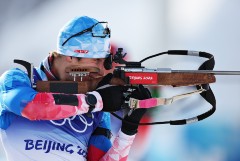 Российский биатлонист Латыпов завоевал бронзу ОИ в гонке преследования