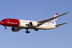 Авиакомпания Norwegian приостановила полеты над Украиной вслед за KLM