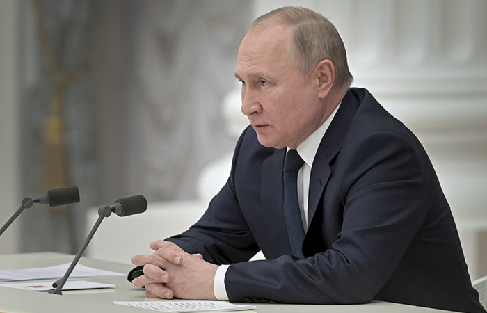 FT сообщила о планах ЕС заморозить активы Путина и Лаврова