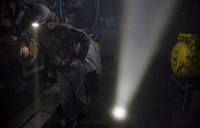 Из-за обстрела остановился вентилятор в донецкой шахте с 266 горняками