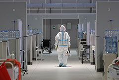 В России за сутки 14 324 человека были госпитализированы с COVID-19