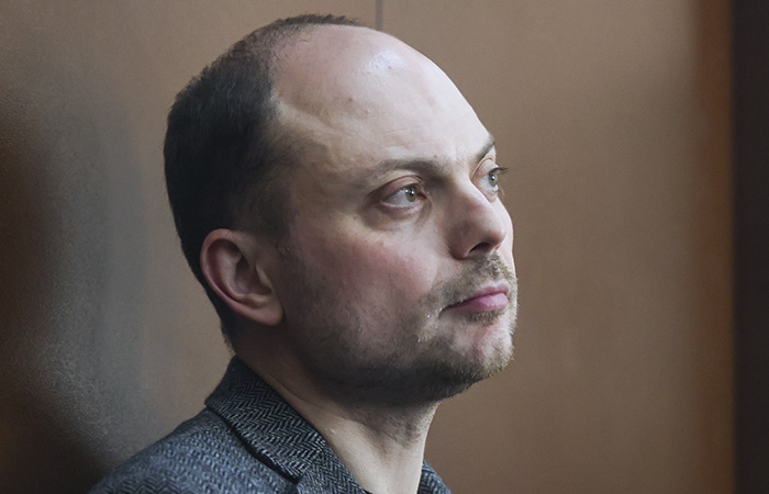 Оппозиционера Кара-Мурзу обвинили в трех эпизодах госизмены